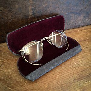 1920’s – 1930’s “Ful Vue” 12K Gold Filled Glasses with Orig. Velvet Lined Case